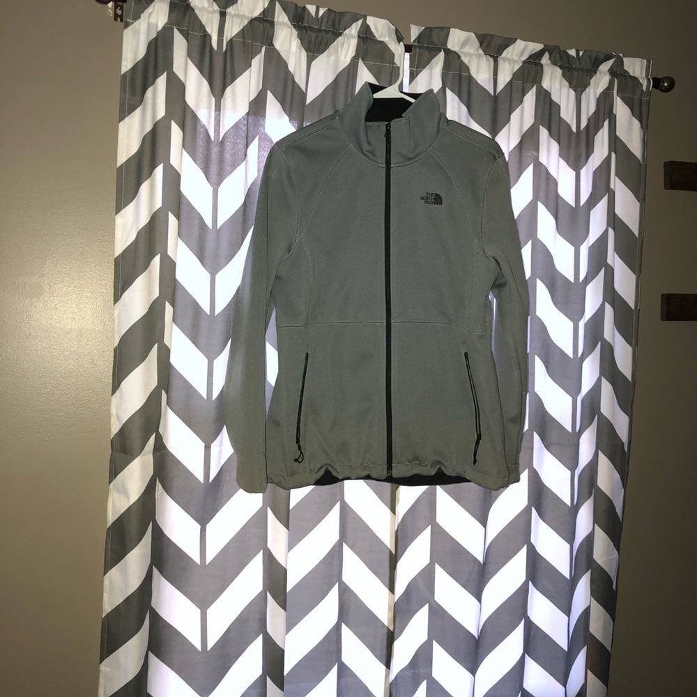 Women’s North Face Jacket